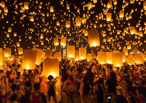 11월 축제: 가을의 끝과 겨울의 시작을 잇는 문화의 다리